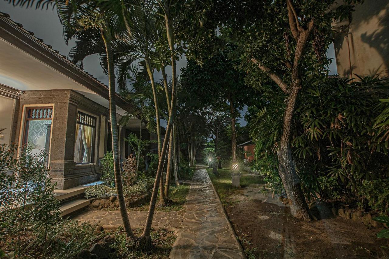 Panorama Cottages I Legian  Luaran gambar