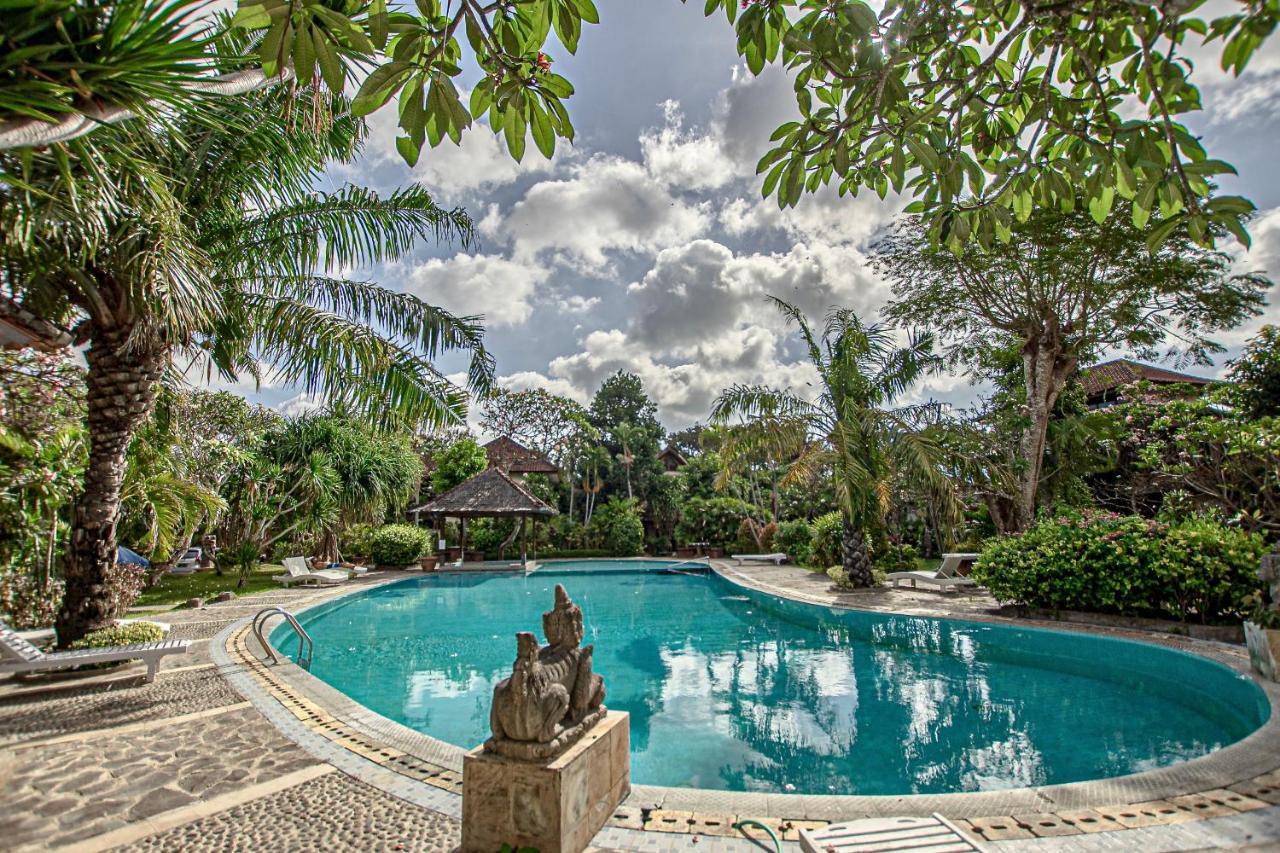 Panorama Cottages I Legian  Luaran gambar