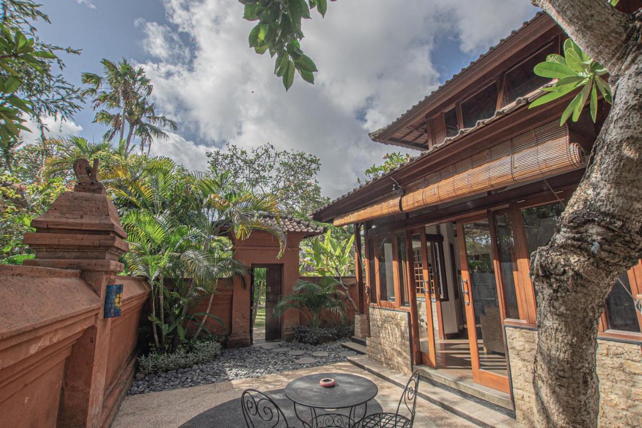 Panorama Cottages I Legian  Luaran gambar